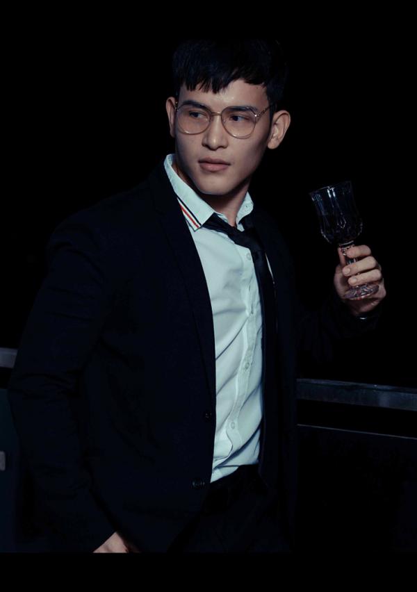 I-AM-MAGAZINE-Issue2.2--I-AM-WIREPULLER-Anawin-ebook